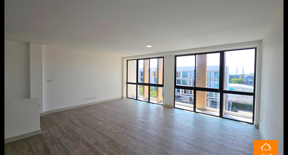 Casa adosada en venta de 1 habitaciones en Bueng Kum, Bangkok