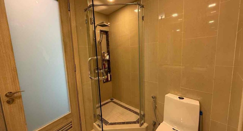For rent and for sale 1 bed condo in Bang Lamung, Chonburi
