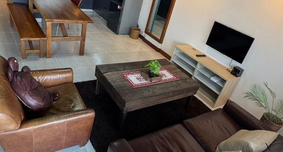 For rent 2 bedrooms condo in Bang Kapi, Bangkok