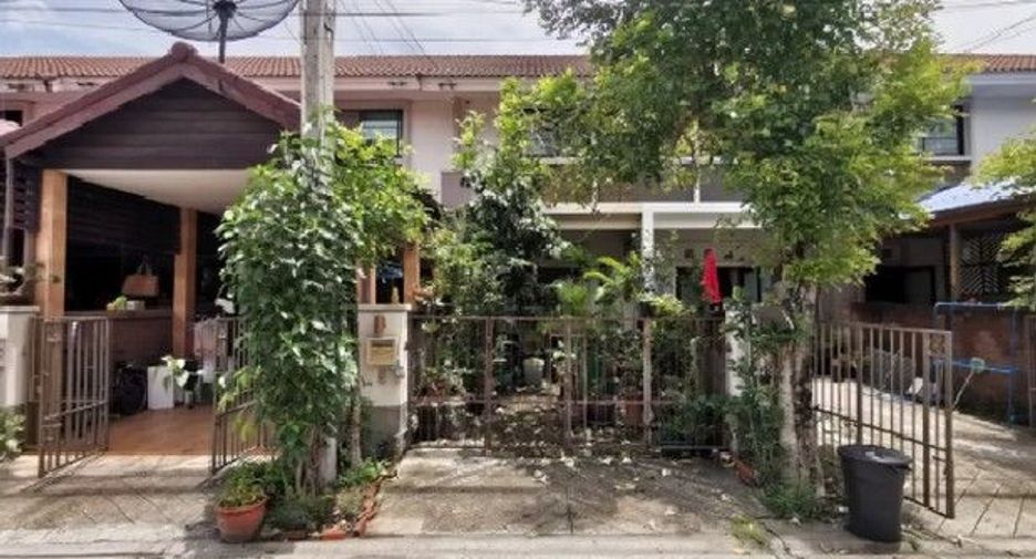 For sale 1 bed townhouse in Tha Takiap, Chachoengsao