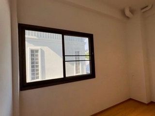 Casa adosada en alquiler de 4 habitaciones en Khlong San, Bangkok