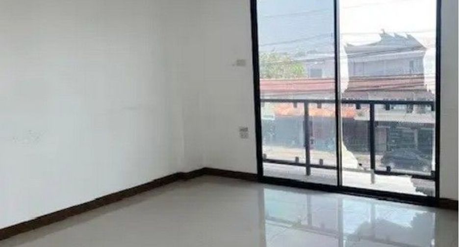 À vendre 1 chambre local commercial à Bang Bua Thong, Nonthaburi