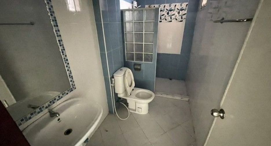 Продажа 1 кровать кондо в Ban Bueng, Чонбури