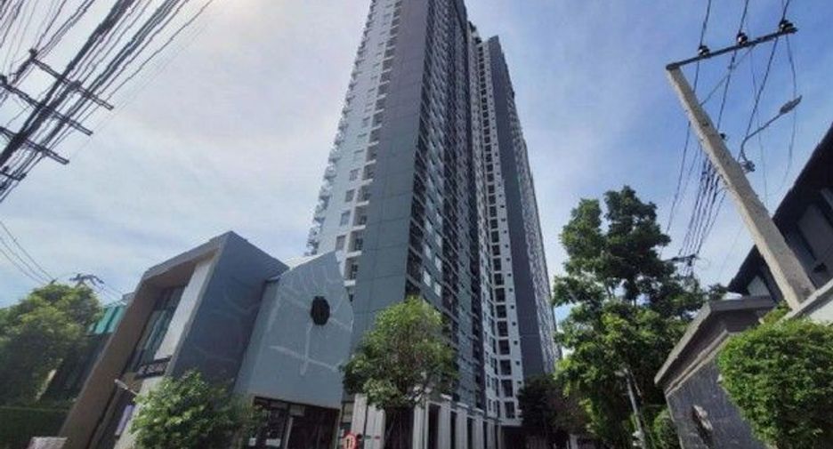 For sale 1 bed condo in Mueang Samut Prakan, Samut Prakan