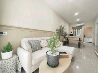 Casa en alquiler de 3 habitaciones en Thanyaburi, Pathum Thani