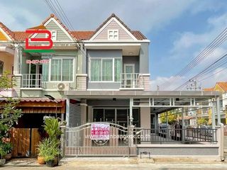 For sale 2 bedrooms townhouse in Lam Luk Ka, Pathum Thani