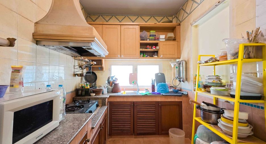 For sale 3 bedrooms house in Mueang Pathum Thani, Pathum Thani
