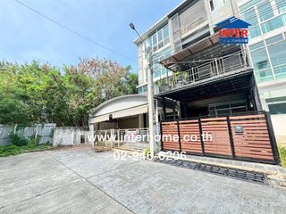 For sale 3 bedrooms townhouse in Bang Bon, Bangkok