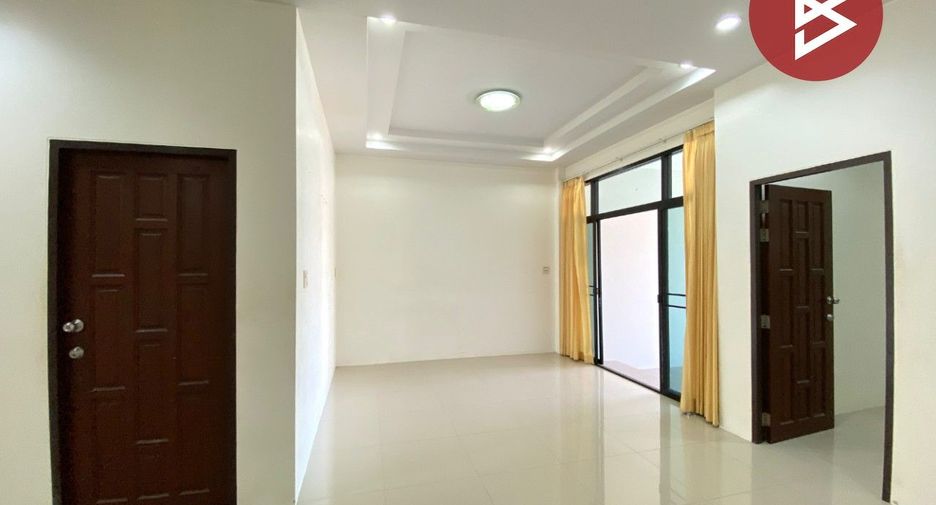 For sale 2 ベッドルーム townhouse in Mueang Trang, Trang