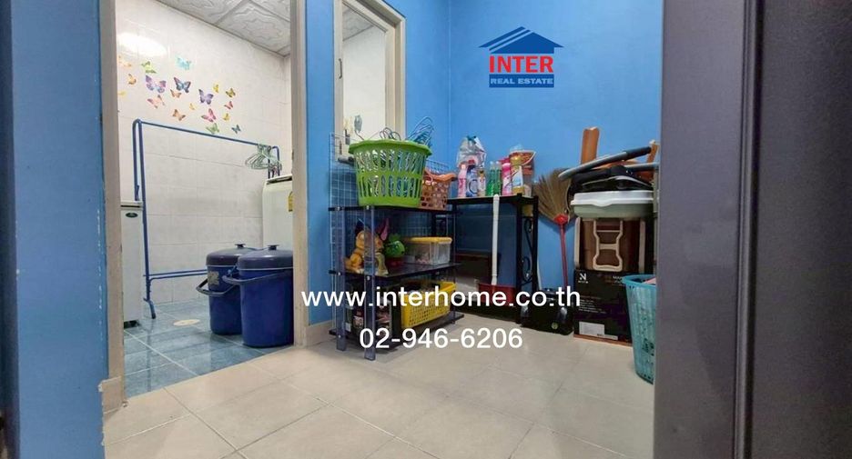 For sale 3 bedrooms townhouse in Lam Luk Ka, Pathum Thani