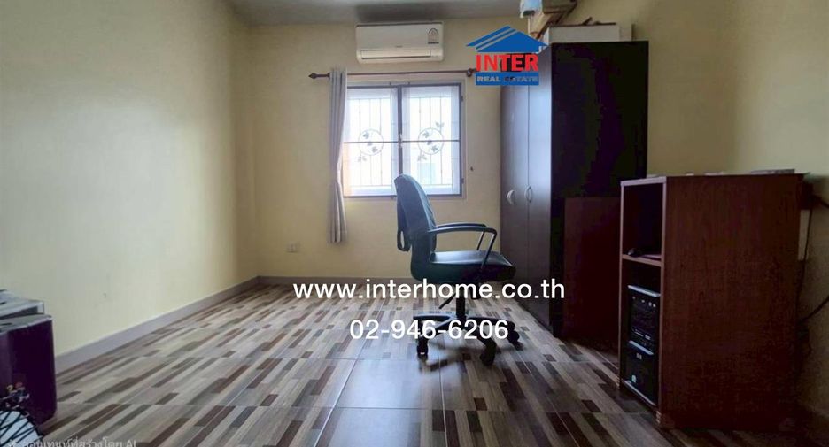 For sale 3 bedrooms townhouse in Lam Luk Ka, Pathum Thani
