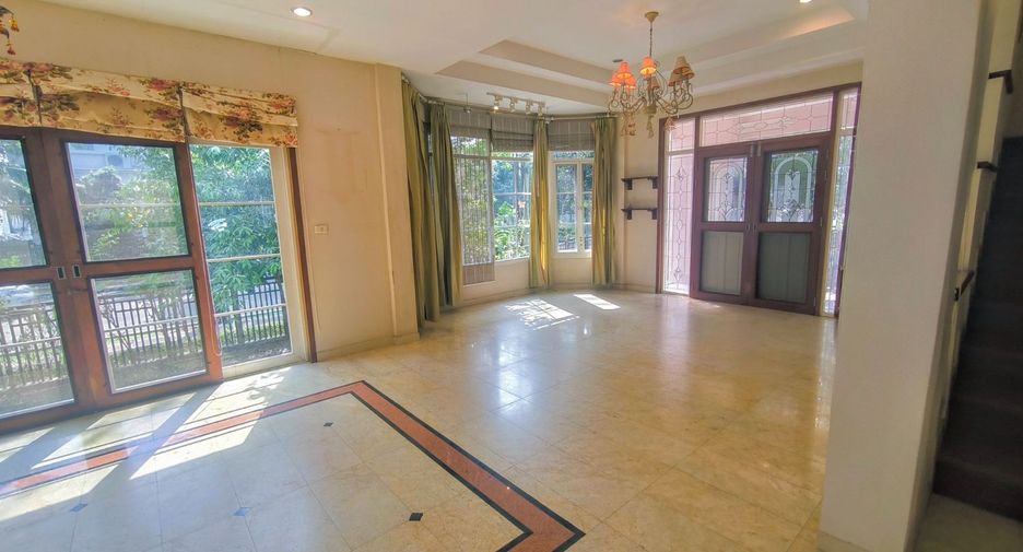 For sale 3 ベッドルーム house in Prawet, Bangkok