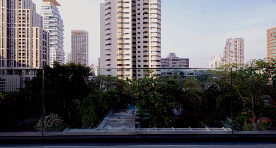 Wohnung zur Miete und zum Kauf mit 2 Zimmer in Khlong Toei, Bangkok