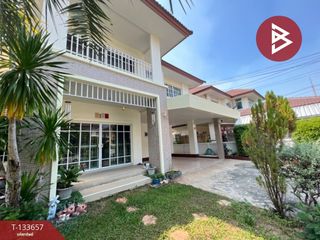 For sale 3 bedrooms house in Mueang Nakhon Pathom, Nakhon Pathom