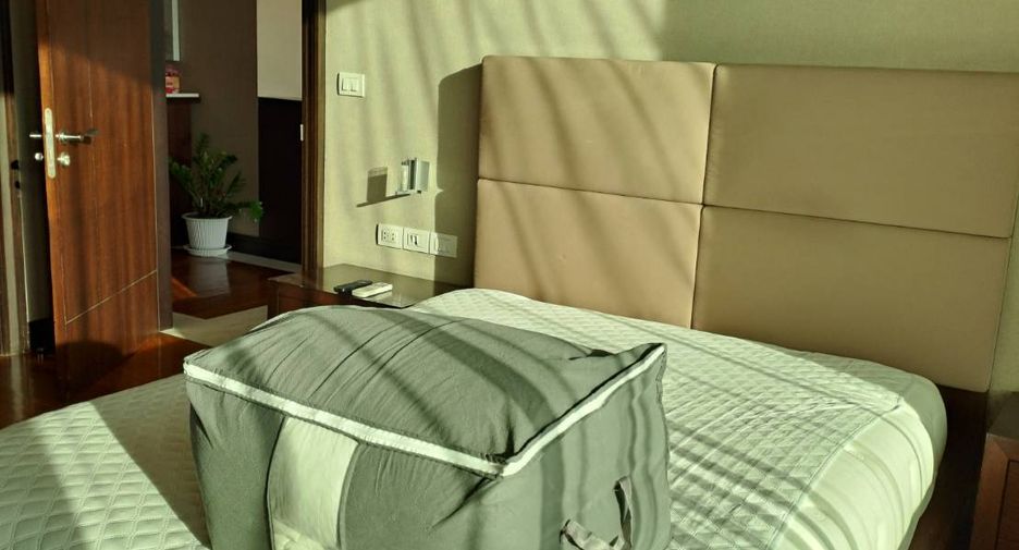 For rent 2 bedrooms condo in Bang Kho Laem, Bangkok