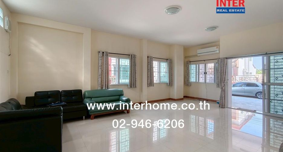 Продажа 3 спальни таунхаус в Khlong Luang, Патумтани