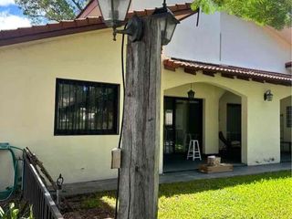 À louer 4 chambres maison à Bang Lamung, Chonburi