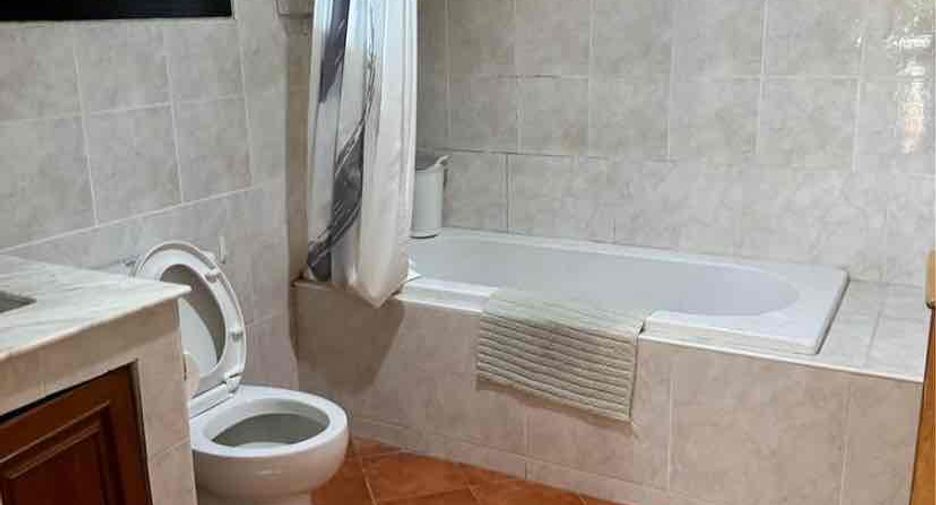 For rent 4 bedrooms house in Bang Lamung, Chonburi
