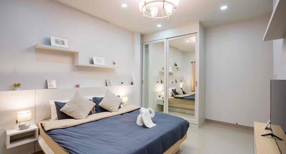 For rent 4 bedrooms villa in Bang Lamung, Chonburi