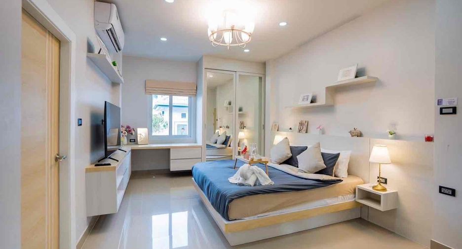 For rent 4 bedrooms villa in Bang Lamung, Chonburi