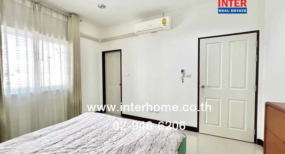 For sale 2 bedrooms townhouse in Khlong Sam Wa, Bangkok