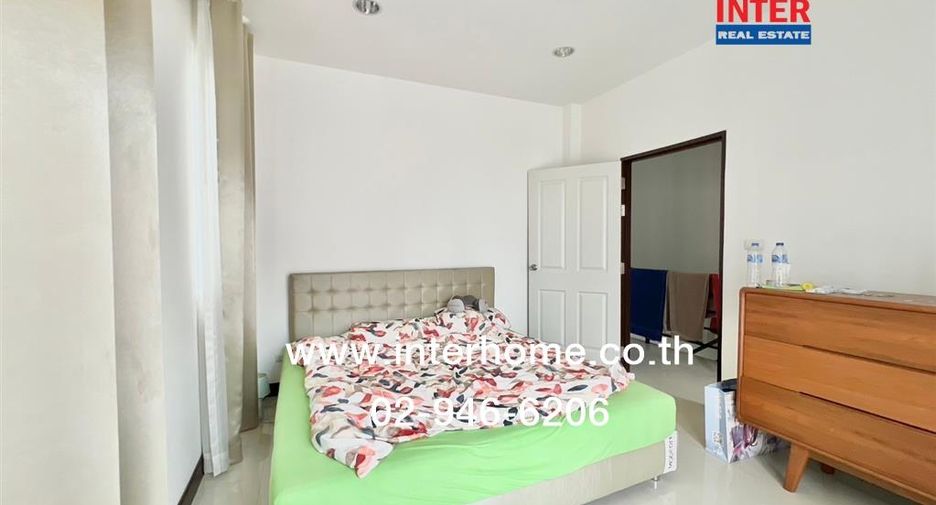 For sale 2 bedrooms townhouse in Khlong Sam Wa, Bangkok