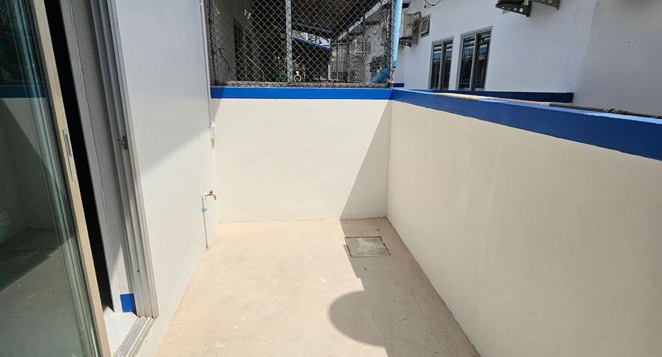 For sale 2 bedrooms townhouse in Kantharawichai, Maha Sarakham