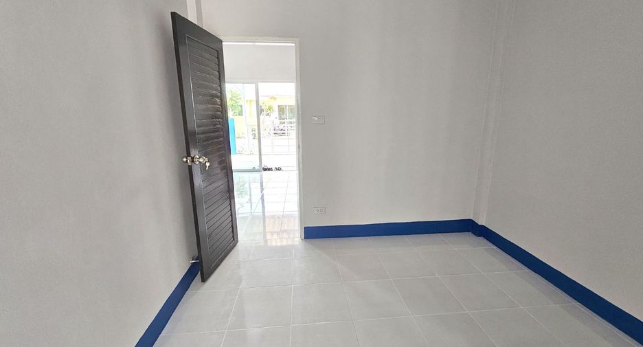 For sale 2 bedrooms townhouse in Kantharawichai, Maha Sarakham