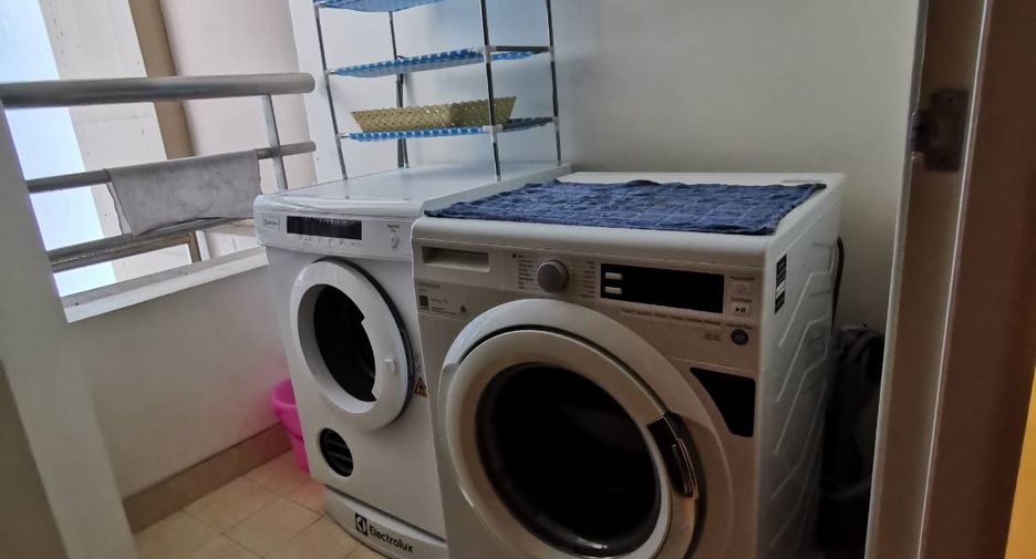 For sale 2 bedrooms condo in Bang Kho Laem, Bangkok
