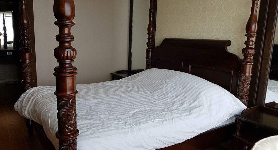 For sale 2 bedrooms condo in Bang Kho Laem, Bangkok