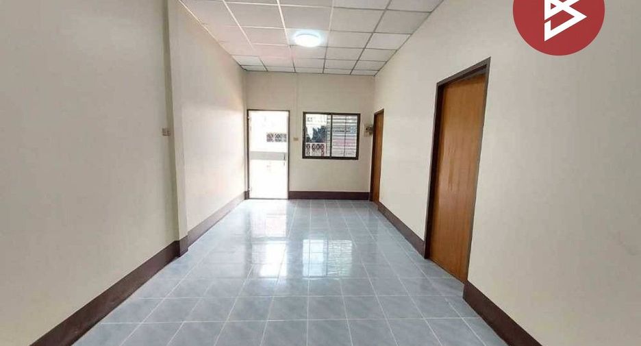 For sale 2 bedrooms townhouse in Ban Pong, Ratchaburi