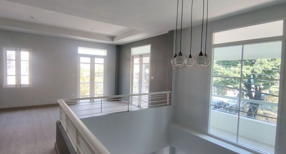 For sale 2 bedrooms townhouse in Sai Mai, Bangkok
