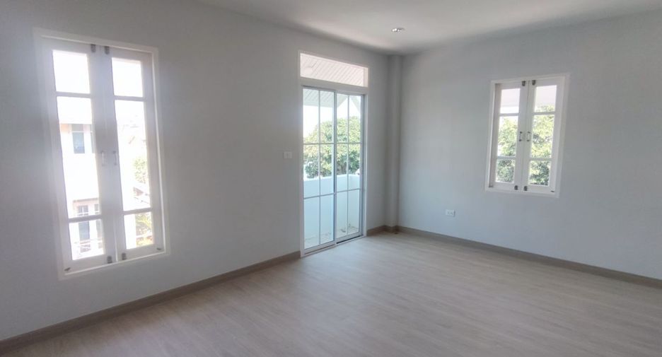 For sale 2 bedrooms townhouse in Sai Mai, Bangkok