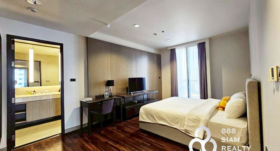 Condo en alquiler de 4 habitaciones en Khlong Toei, Bangkok