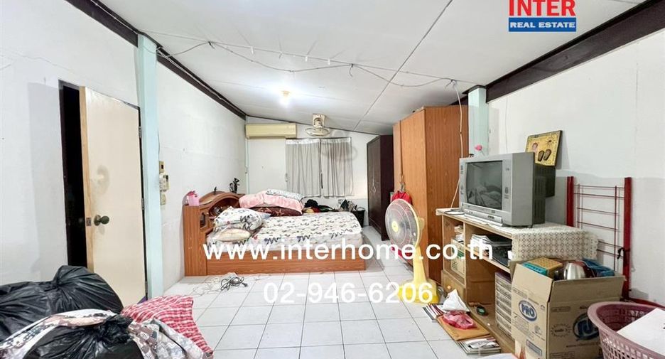 For sale 4 bedrooms house in Khan Na Yao, Bangkok