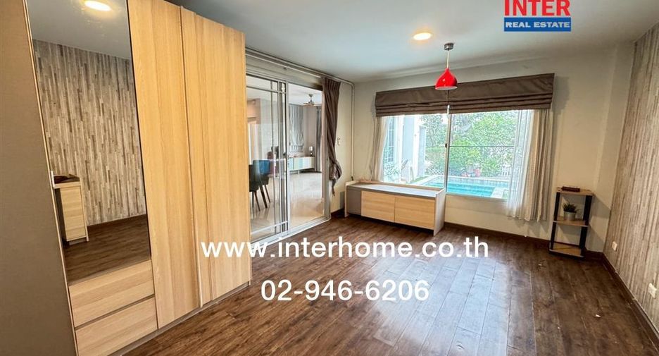 À vendre 4 chambres maison à Pak Kret, Nonthaburi