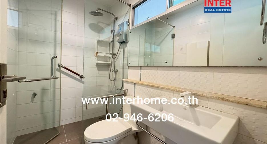 À vendre 4 chambres maison à Pak Kret, Nonthaburi