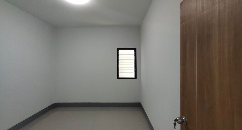 For sale 2 bedrooms townhouse in Warin Chamrap, Ubon Ratchathani