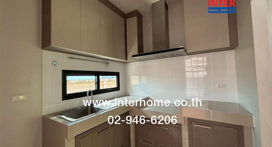 For sale 3 bedrooms house in Thanyaburi, Pathum Thani