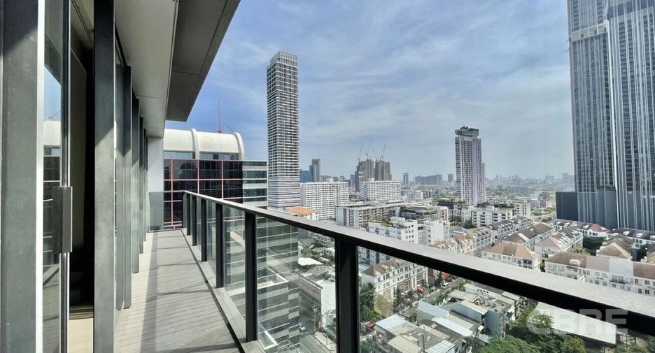 For sale 2 bedrooms condo in Watthana, Bangkok