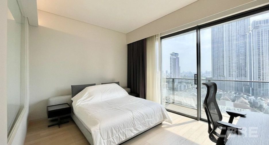 For sale 2 bedrooms condo in Watthana, Bangkok