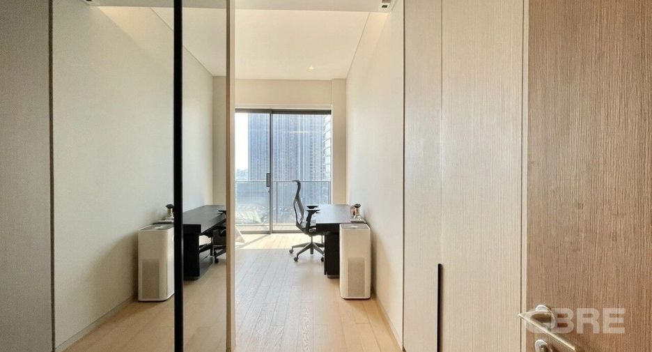 For sale 2 bedrooms condo in Watthana, Bangkok