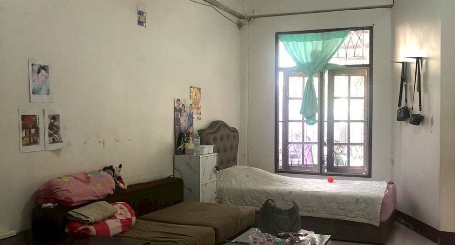 For sale 2 ベッドルーム townhouse in Bang Khen, Bangkok