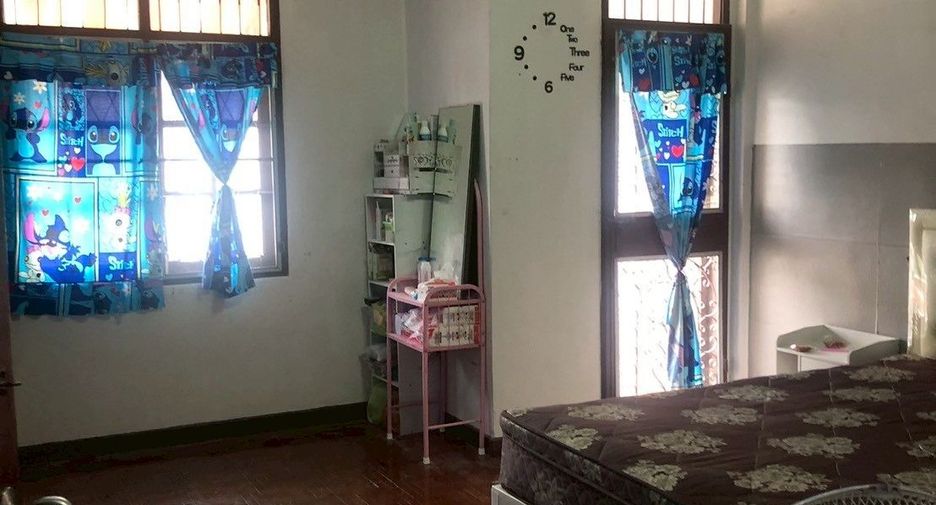 For sale 2 ベッドルーム townhouse in Bang Khen, Bangkok