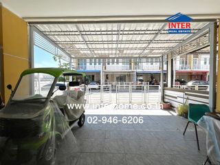 For sale 4 ベッドルーム townhouse in Saphan Sung, Bangkok