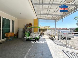 For sale 4 ベッドルーム townhouse in Saphan Sung, Bangkok
