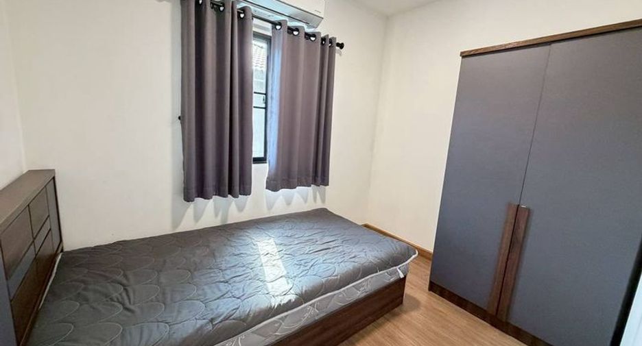 For rent 3 bedrooms house in Mueang Chiang Mai, Chiang Mai