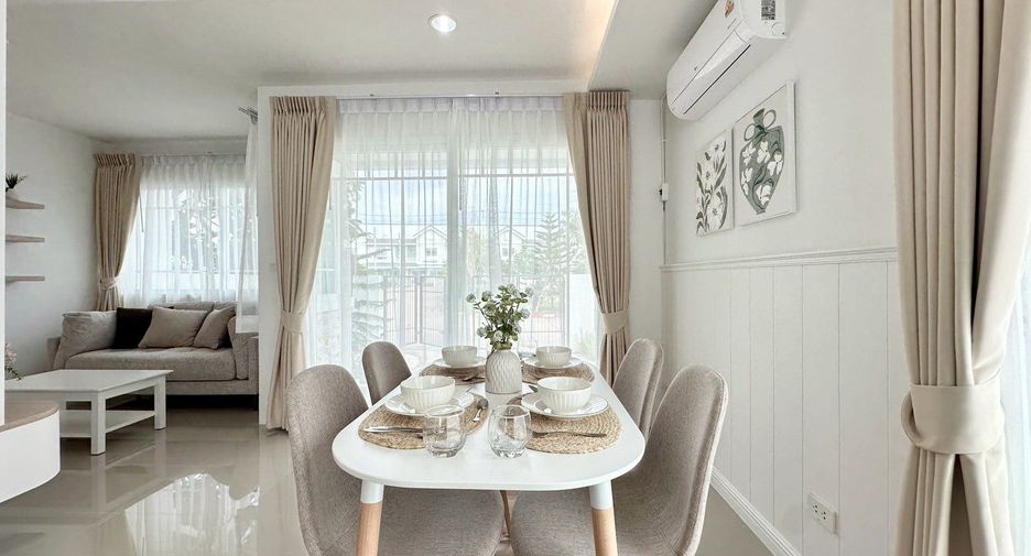 For sale 3 bedrooms house in Bang Lamung, Chonburi