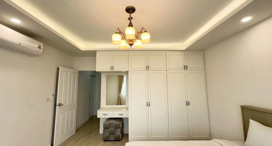 For sale 3 bedrooms house in Bang Lamung, Chonburi