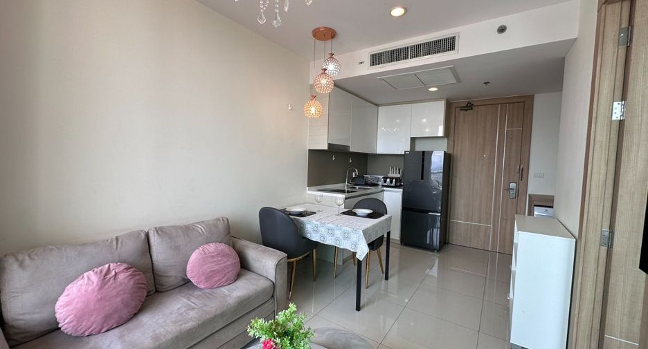 Condo en alquiler de 1 habitaciones en Bang Lamung, Chonburi
